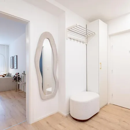 2 Zimmerwohnung Im Zentrum Von Apartament *